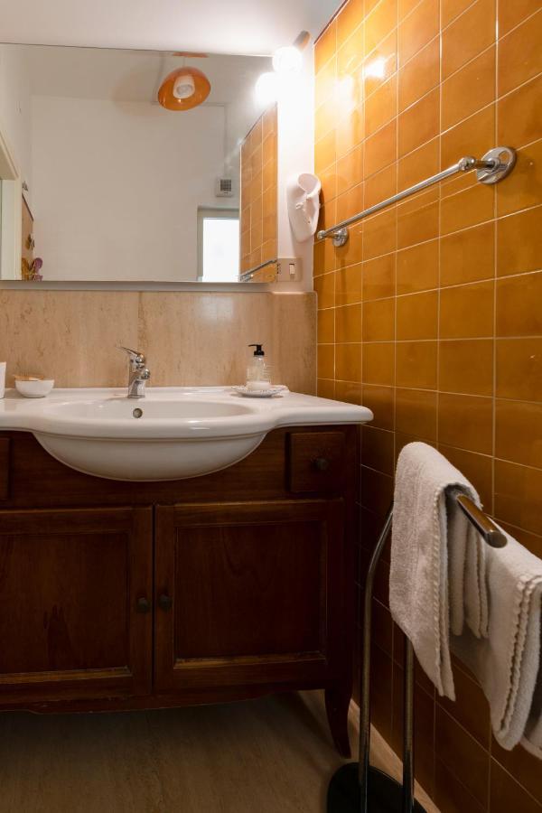 Ai Bastioni Del Massimo Bed & Breakfast Palermo Exterior photo